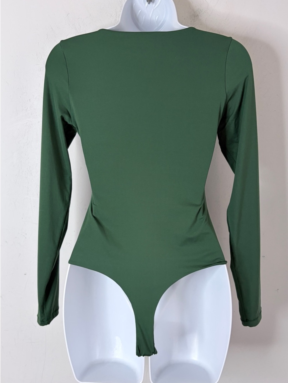 Pumiey Women's Bodysuit Size M Scoop Neck Long Sleeve Forest Green Stretchy Top - Picture 4 of 6